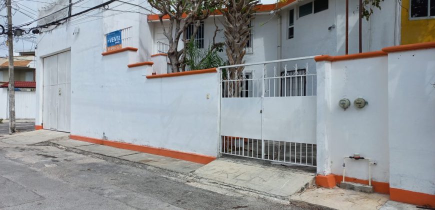 House/Ware House in Cancún “SM 59” (Residential and Commercial Use)