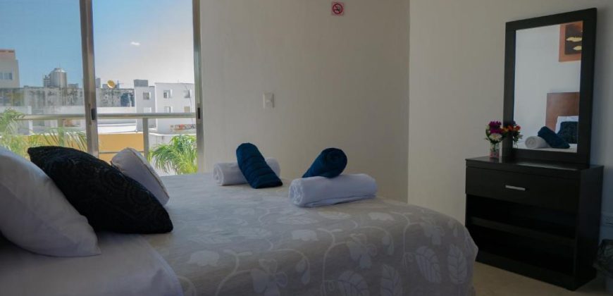 Apartment Tower in Isla Mujeres – Avenue and Beach Front (2 Suites and 3 Apartments)