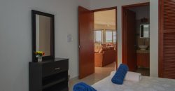 Apartment Tower in Isla Mujeres – Avenue and Beach Front (2 Suites and 3 Apartments)