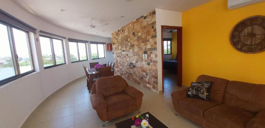 Apartment Tower in Isla Mujeres – Avenue and Beach Front (2 Suites and 3 Apartments)