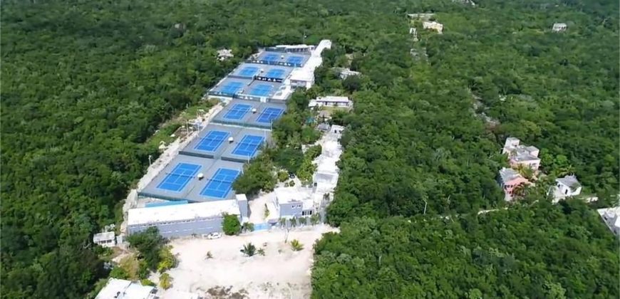 Land in Cancun – 4,200 Square Meters (Residential/ Turistic Use) – 20 min from the International Airport.