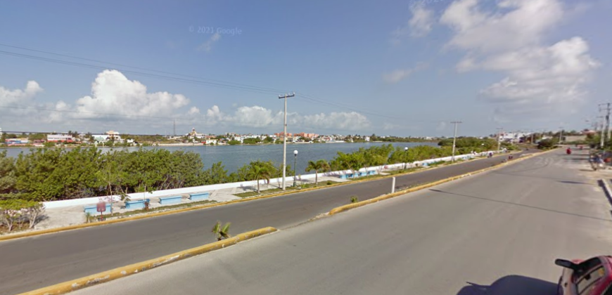 Apartment Tower in Isla Mujeres – Avenue and Beach Front (2 Suites and 3 Apartments)