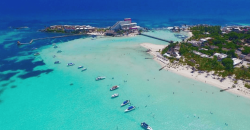 Isla Mujeres – 6 Apartments  in Building/Tower with Pool – In Avenue and Beach View